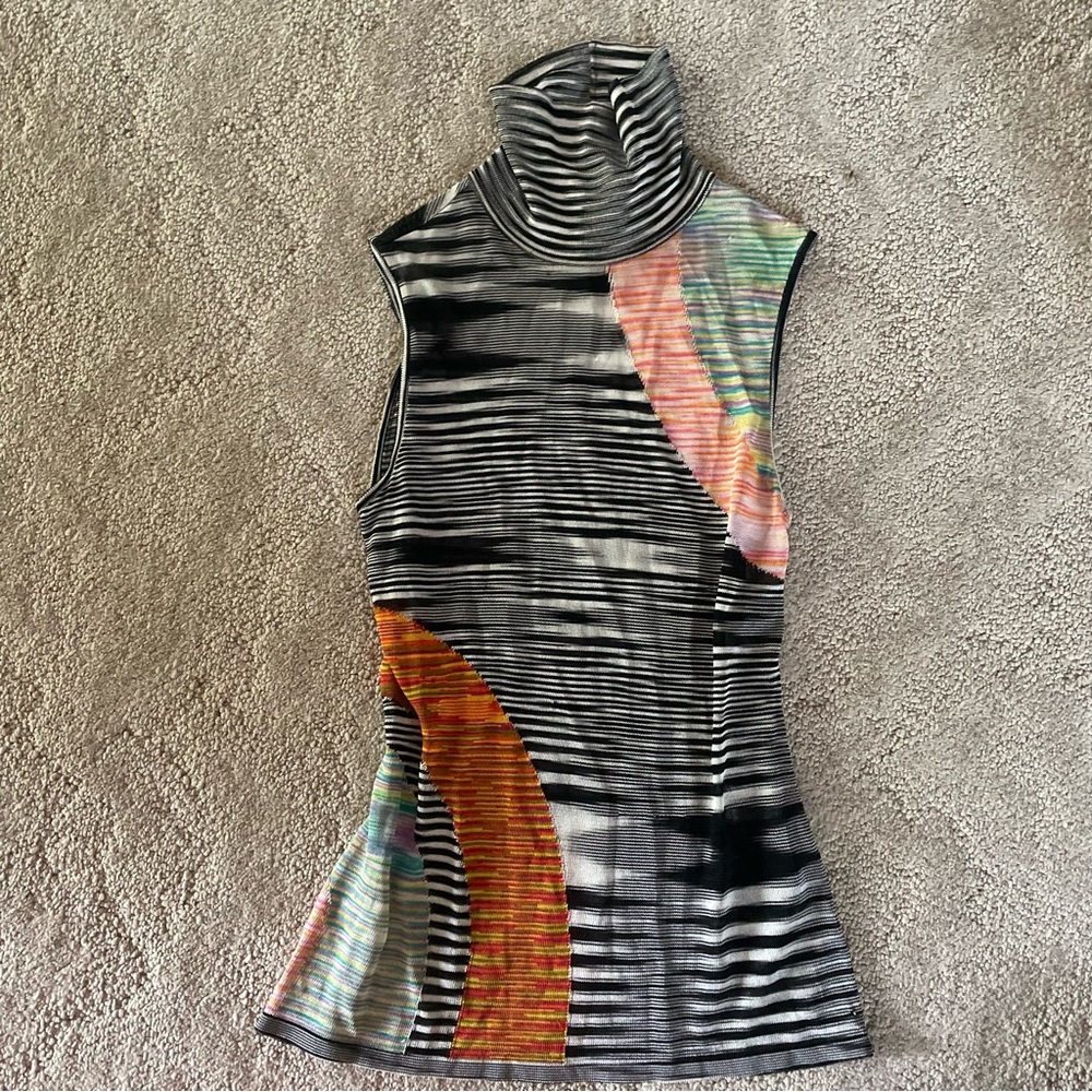 Missoni Sleeveless Turtleneck Top with Multicolor Arc Accents